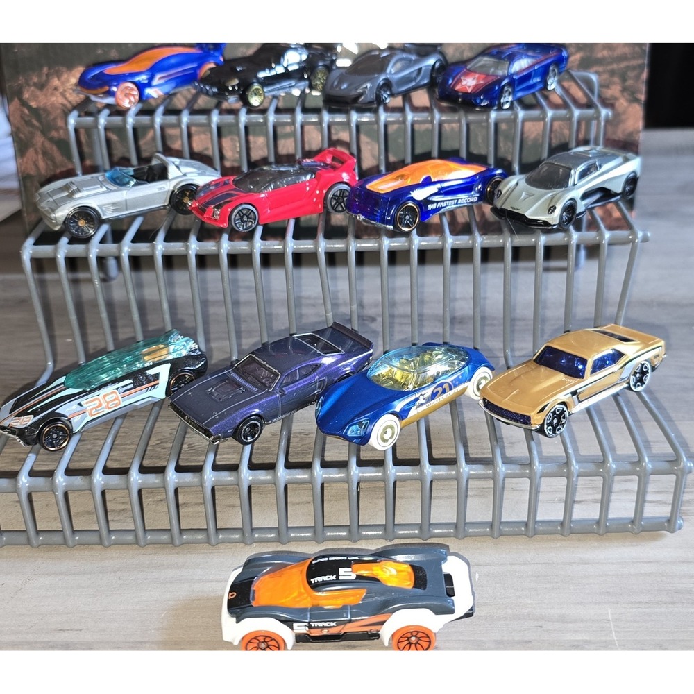 Hot Wheels Luxury Race Cars‎ Lot 13 Loose Gazella Cosmic Avant Nitrium Diecast